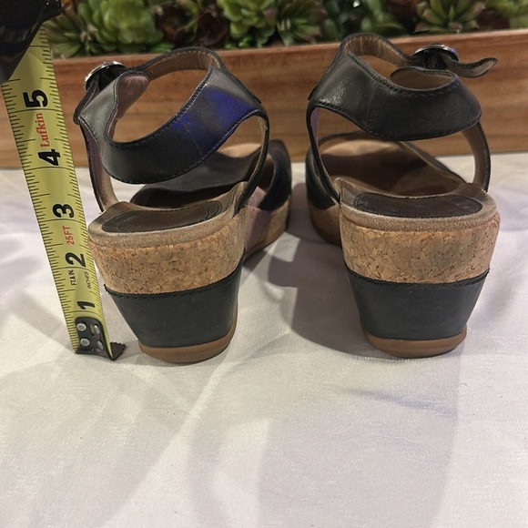 Dansko Charlotte Leather Black Cork Wedge Sandals size EU‎ 41 EUC - Picture 5 of 9